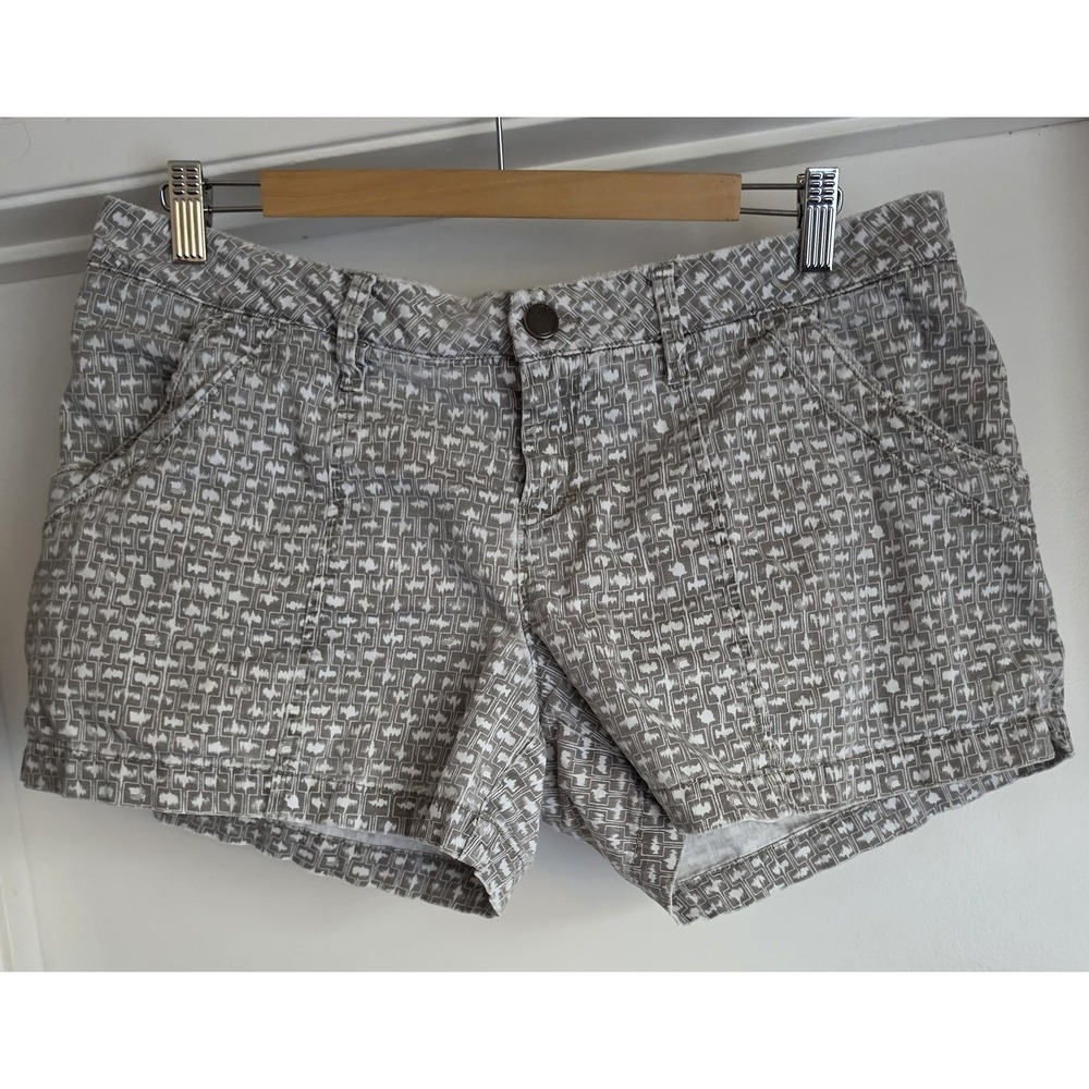 Lole Women's Shorts Size 12 Grey White Geometric Cotton Casual Bermuda